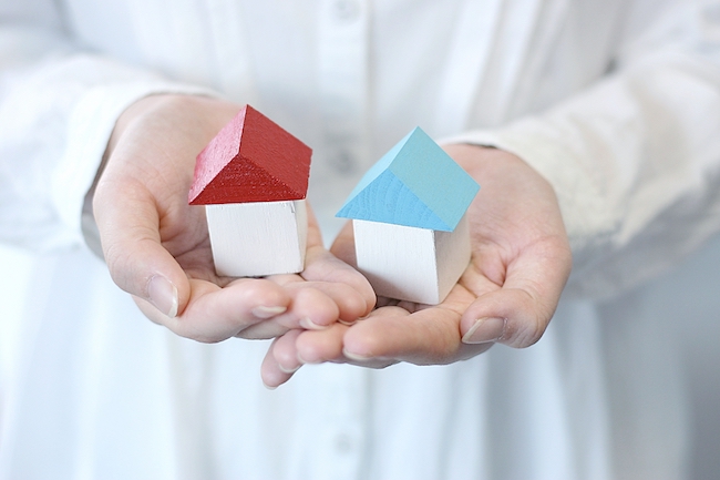 家を売る際の基本的な流れや税金・必要書類・高く売る方法について解説